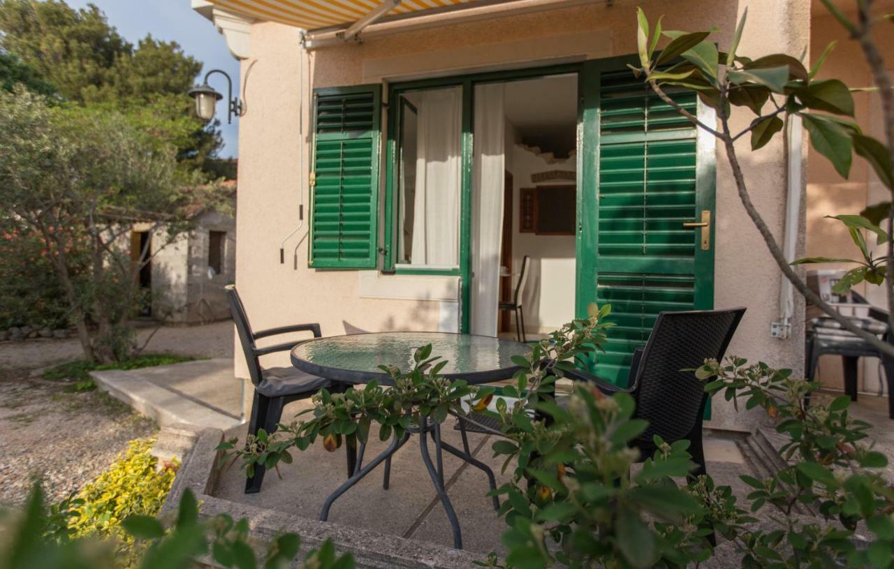 Studio Apartment By The Sea Σίμπενικ Εξωτερικό φωτογραφία